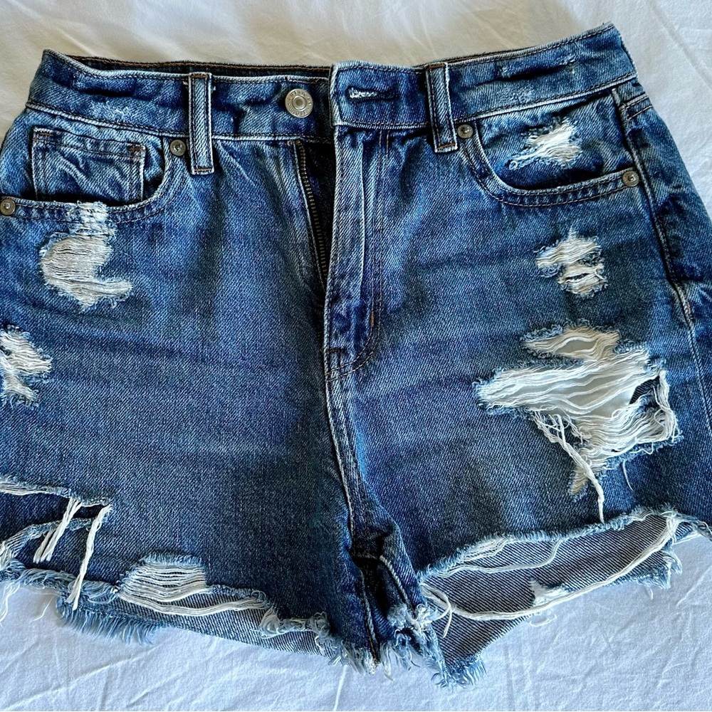 American Eagle Mom Short